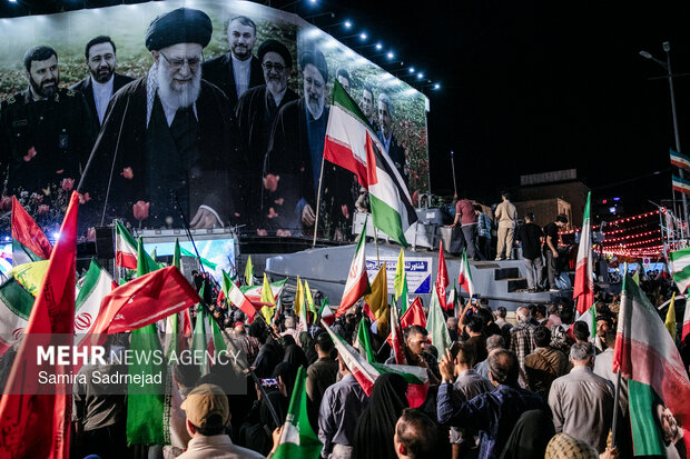IRGC unveils “Rajab 27th” highspeed assault boat in Tehran
