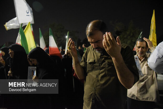 تشییع پیکر شهید عیسی عباسی در مشهد