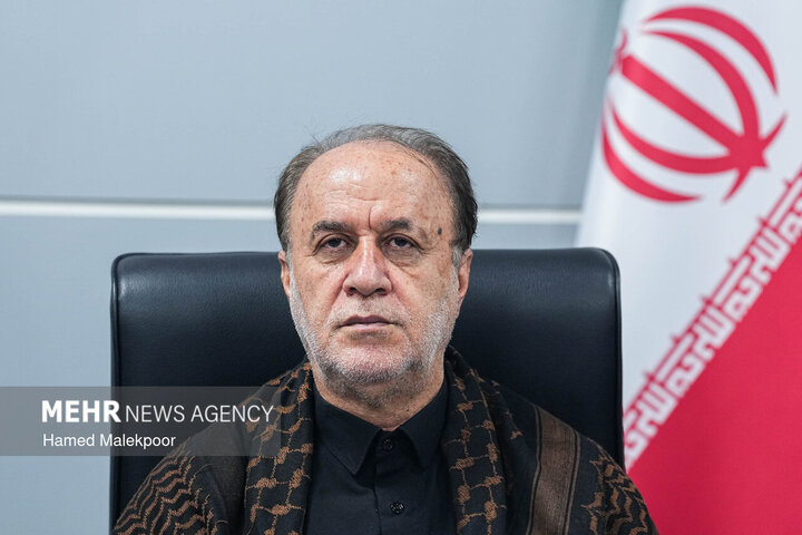 حاجی‌بابایی: محاصره اقتصادی دشمن را بی‌اثر می‌کنیم