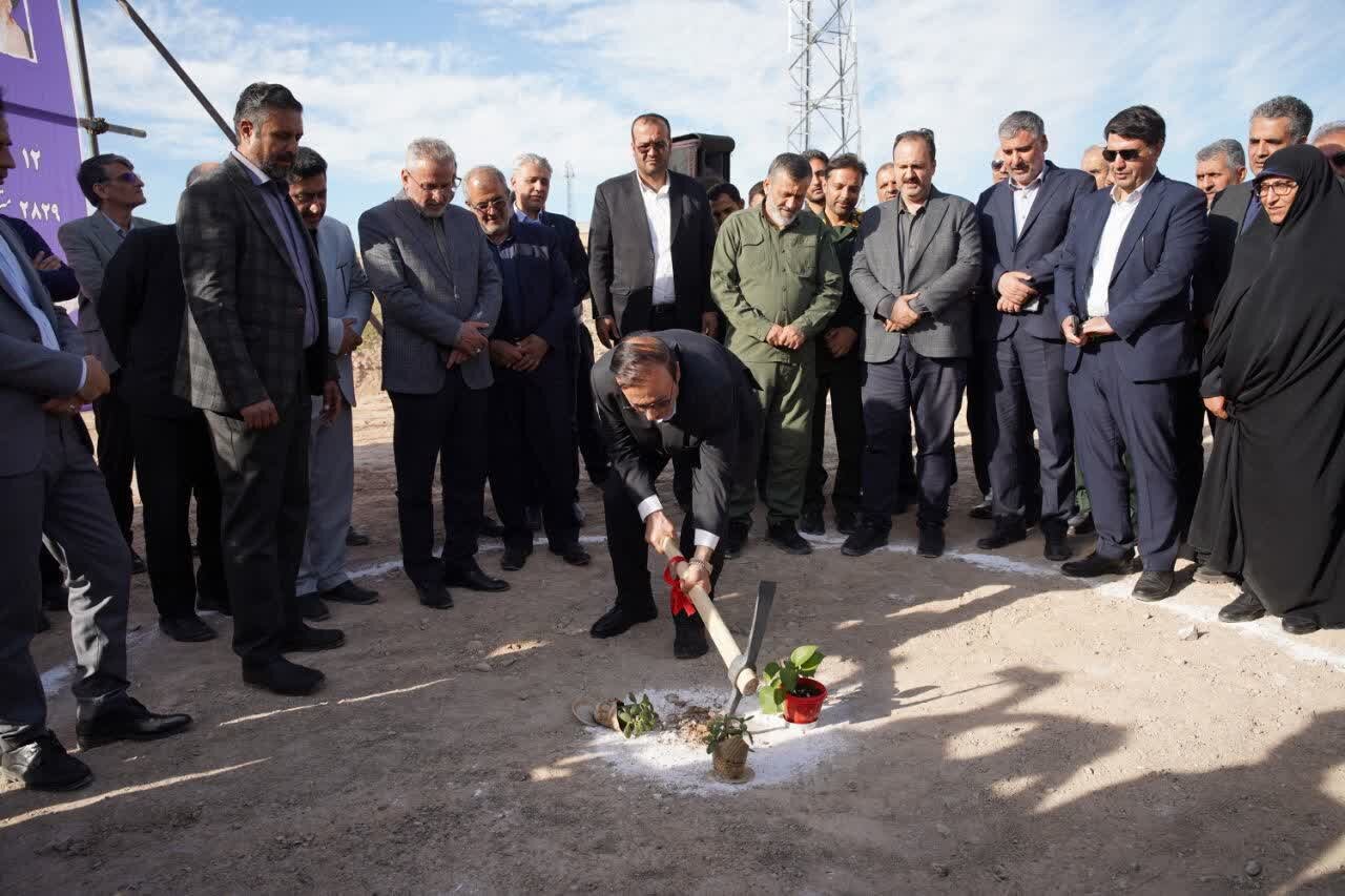 كشور،آينده،رهبر،شهيد،انقلاب،نوذري،هنرستان