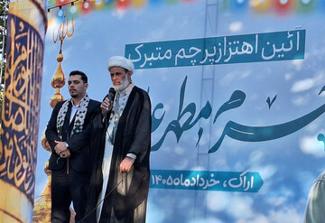 برافراشتن ۲۷ پرچم علوی در جهان نماد وحدت و ایستادگی ملت‌های مسلمان است