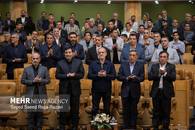 مراسم معرفی بهترین های ورزش با عنوان «قهرمان ایران»