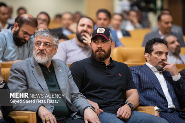 مراسم معرفی بهترین های ورزش با عنوان «قهرمان ایران»