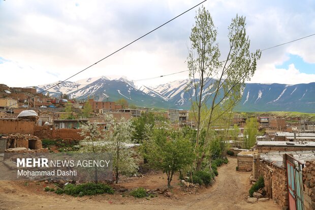 روستای گردشگری "موئیل"