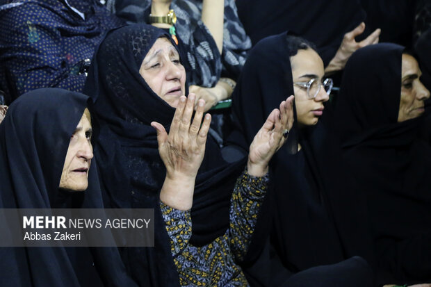 تشییع و تدفین پیکر مطهر صیاد شهید «امیرحسین سالاری» در بندرعباس