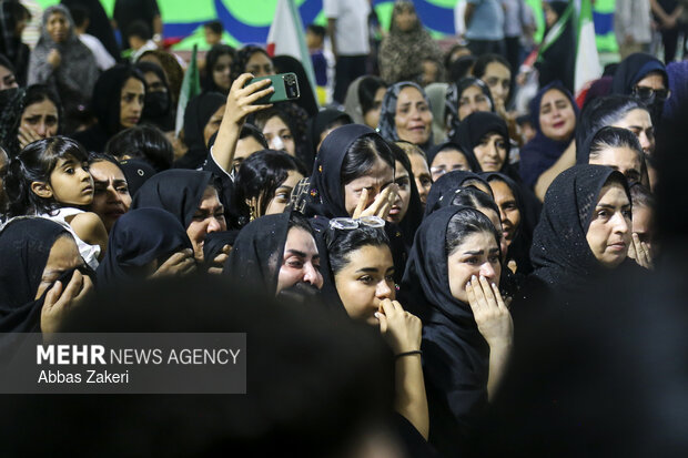 تشییع و تدفین پیکر مطهر صیاد شهید «امیرحسین سالاری» در بندرعباس