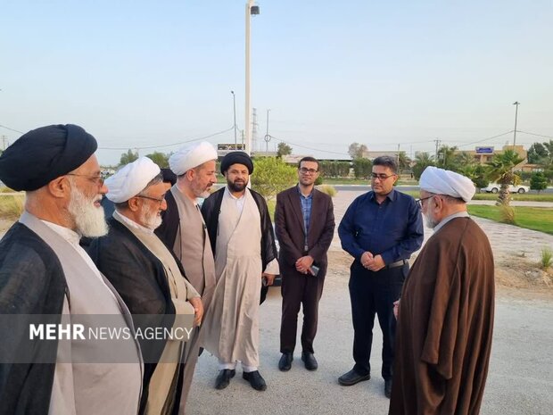 نماینده دفتر آیت‌الله سیستانی: خانواده شهدای جنگ رمضان تکریم می شوند