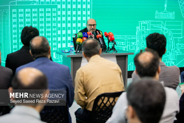 نشست خبری رئیس بنیاد مستضعفان