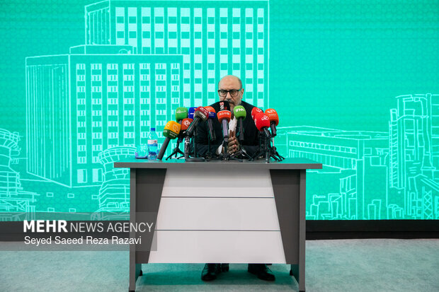 نشست خبری رئیس بنیاد مستضعفان