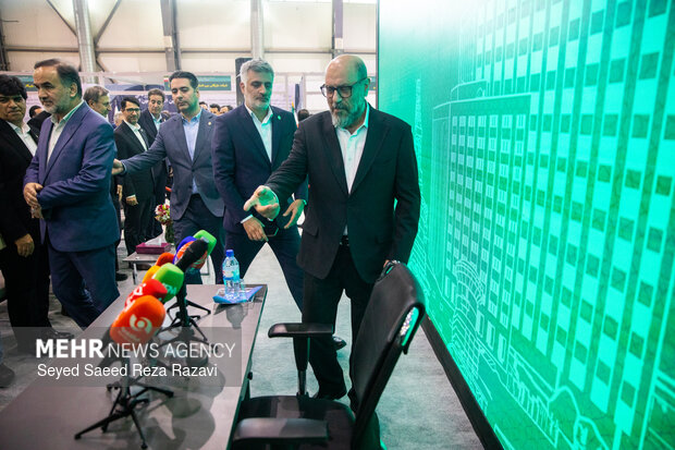 نشست خبری رئیس بنیاد مستضعفان