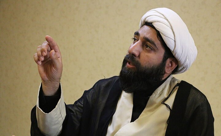 VIDEO: Leader's envoy visits Sirik