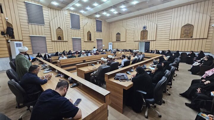 کارگاه تجربه محور «دارالفرح» ویژه مبلغان کودک و نوجوان یزد برگزار شد