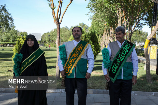 آیین اهتزاز پرچم متبرک حرم مطهر علوی در اراک