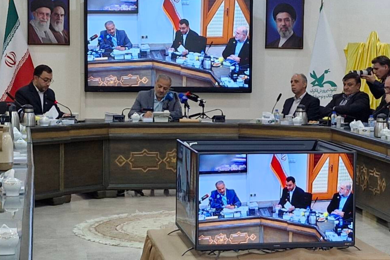 مجموعه،كتاب،نوجوانان،آثار،كودكان،توليد،فرهنگي،ادبيات،پرورش،گ ...