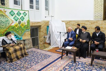 رئیس دفتر ریاست جمهوری با آیت الله شییری زنجانی در قم دیدار کرد