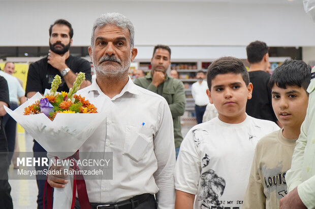 بازگشت اولین گروه پروازی حجاج به شیراز