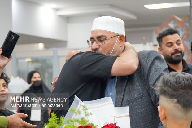بازگشت اولین گروه پروازی حجاج به شیراز