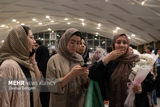 بازگشت اولین گروه پروازی حجاج به مشهد