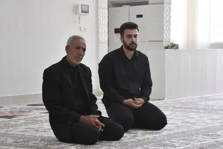 مسئولان بنیاد شهید لرستان با خانواده شهدای جنگ رمضان دیدار کردند