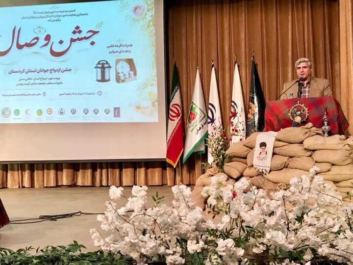 ورمقانی: گذشت و ایثار، رمز موفقیت زندگی مشترک است