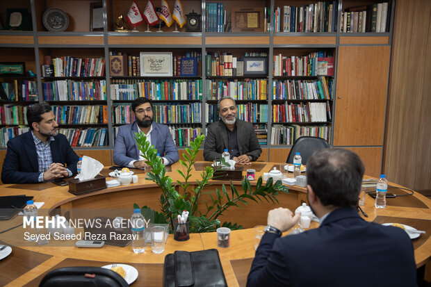 بازدید معاون حقوقی و بین‌المللی وزارت امور خارجه از خبرگزاری مهر