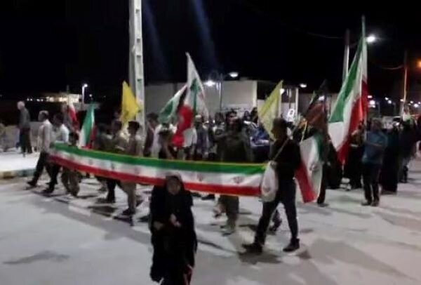 راهپیمایی شبانه مردم روستای شهنیا