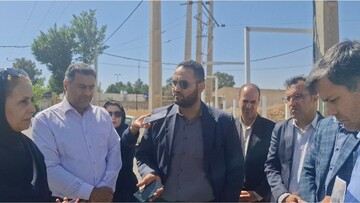 ایمنی شهروندان در مسیر موقت عبوری کنار پل تاریخی قاضی زاهد گلپایگان