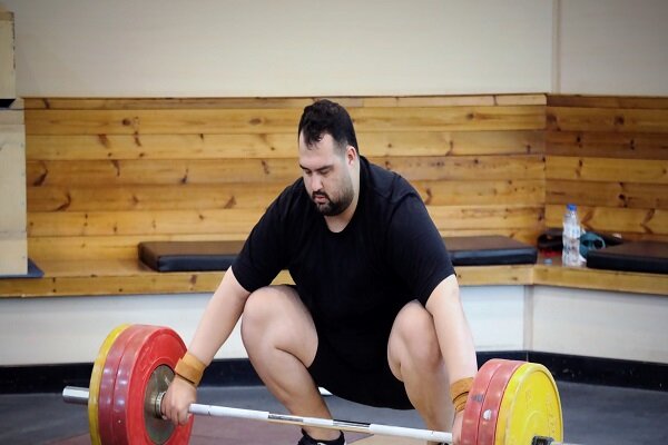 شرایط برای وزنه‌برداری سخت شد/ از بازگشت تالاخادزه مطمئن نیستیم