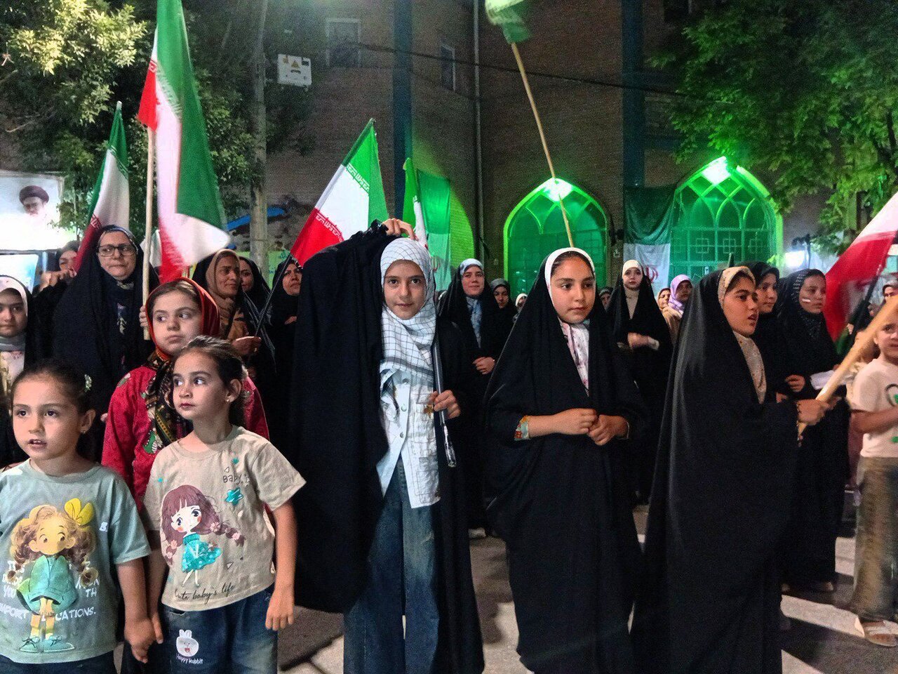 شهرستان،كلات،اطعام،چنار،شامگاه،ميدان،اداره،امام،شهر،پرس
