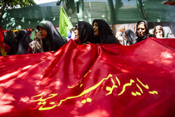 آغاز جشن کیلومتری غدیر در دارالمرحمه؛ همه آمدند
