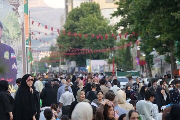 لرستان در ضیافت ولایت؛ وقتی شهر یک خانواده می‌شود