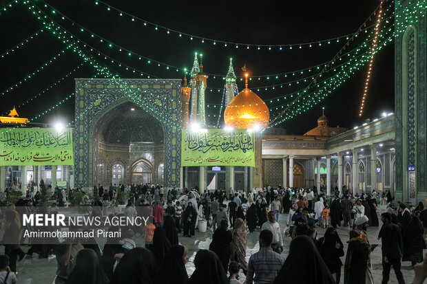 حرم حضرت معصومه (س) در شب عید غدیر خم
