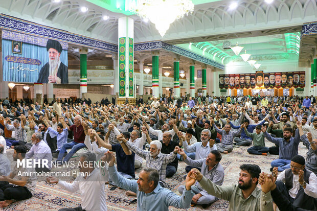حرم حضرت معصومه (س) در شب عید غدیر خم