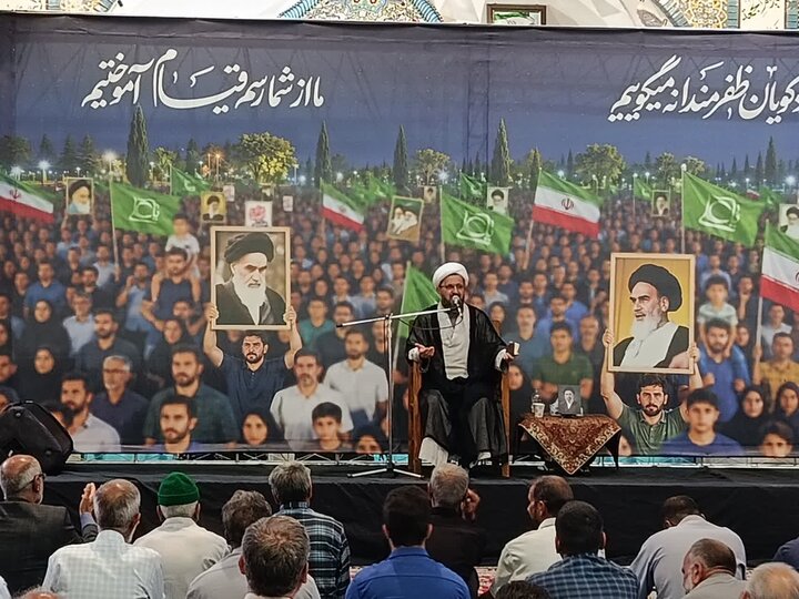 جمهوری اسلامی به برکت ولایت به ابرقدرتی در جهان تبدیل شده است