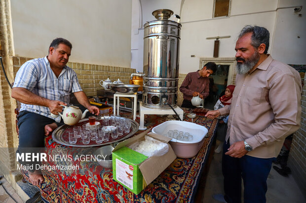 شادپیمایی و نماز عید سعید غدیر در یزد