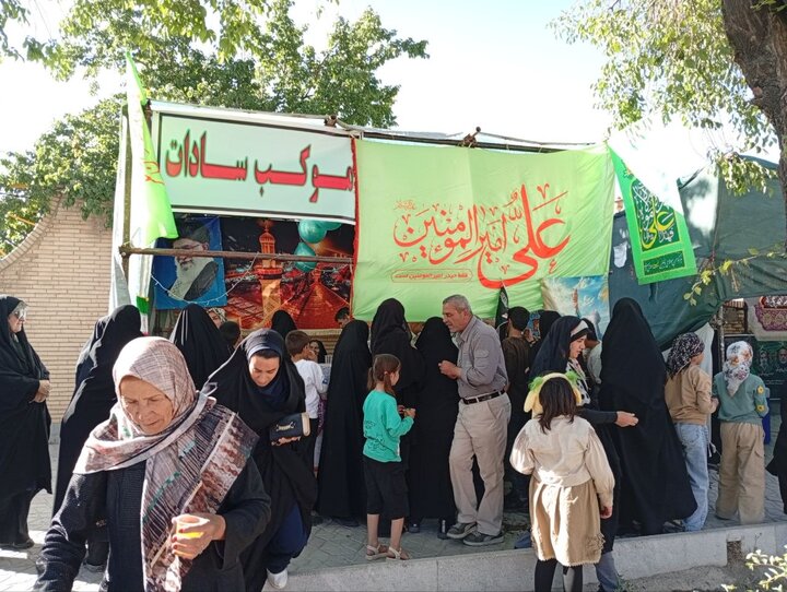 تجلی وحدت در جشن خیابانی غدیر فریدن به نمایش گذاشته شد