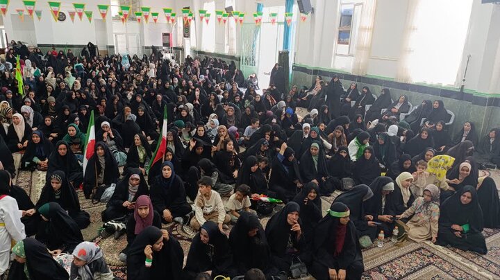 جشن بزرگ غدیر خم در حسینیه صاحبالزمان (عج) بهاباد برگزار شد