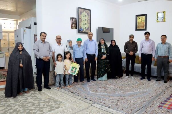 فرماندار دشتی: تداوم راه شهدا وظیفه همگانی و تضمین‌کننده عزت کشور است