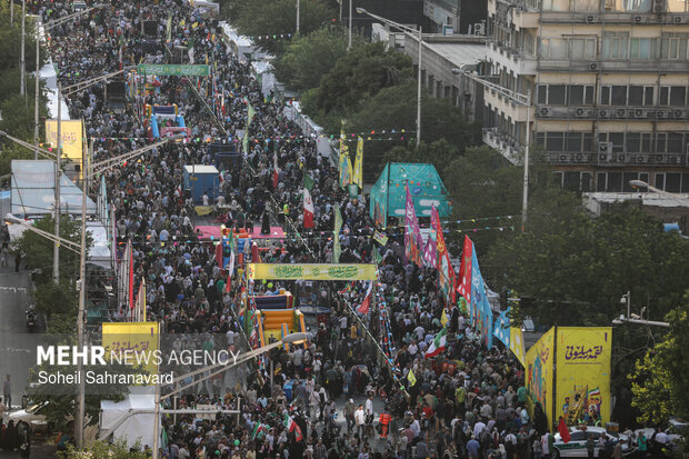 تصاویر هوایی مهمونی کیلومتری غدیر در تهران
Ghadir feast in Tehran
