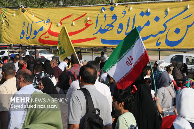 توزیع ۴۵۰۰ پرس غذای نذری به عشق امیرالمومنین علی(ع)