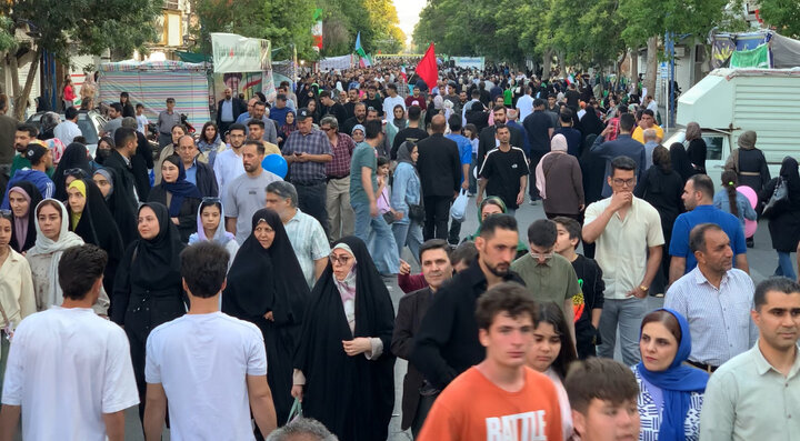 دریای خروشان عشق به امیرالمؤمنین(ع) در بیرجند؛ مهمونی پرشور غدیر