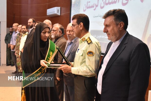 گردهمایی خادمیاران شهدای لرستان