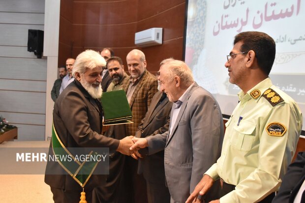 گردهمایی خادمیاران شهدای لرستان