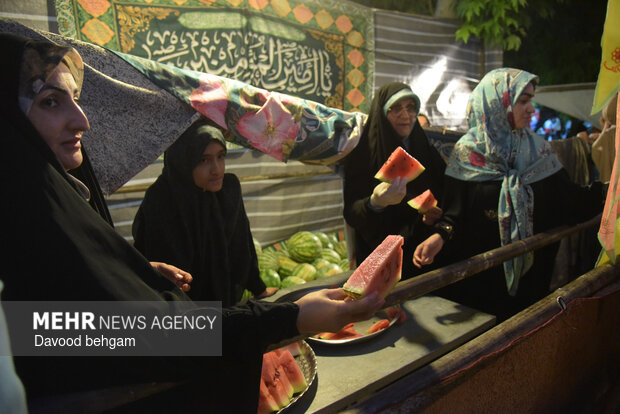 مهمانی بزرگ غدیر در خیابان های مشهد