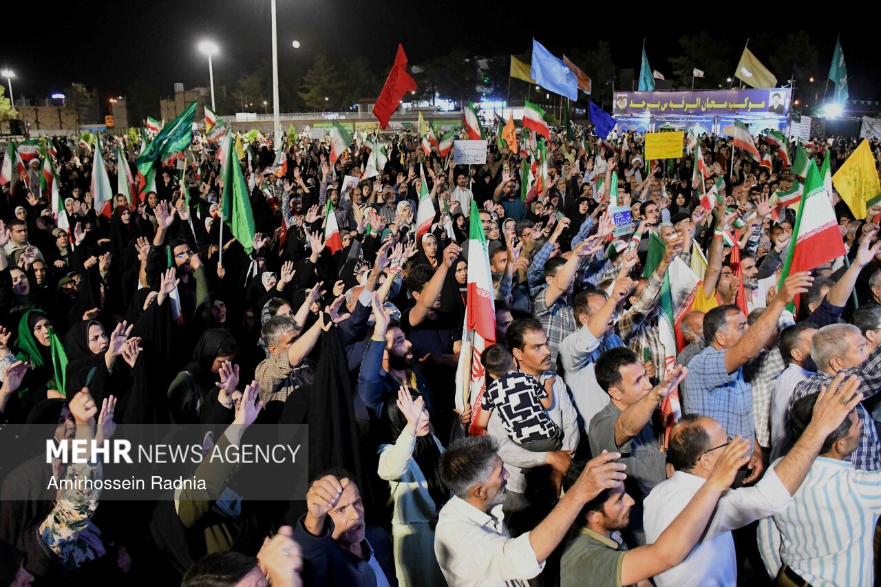 نود و پنجمین اجتماع بیعت با رهبری در بیرجند