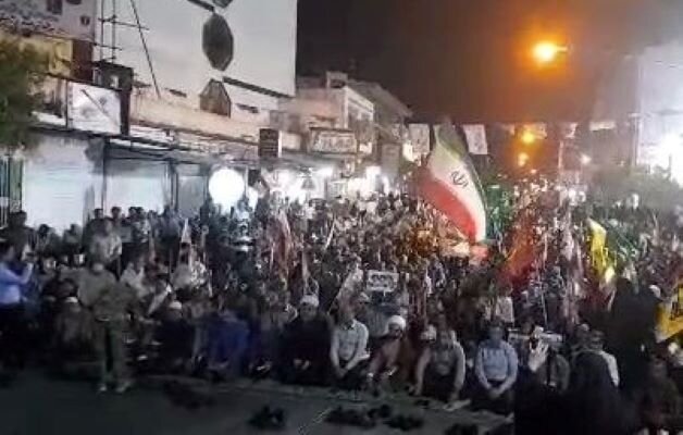 پیام مردم دشتی به  فرمانده هوا فضای سپاه در تجمع شبانه