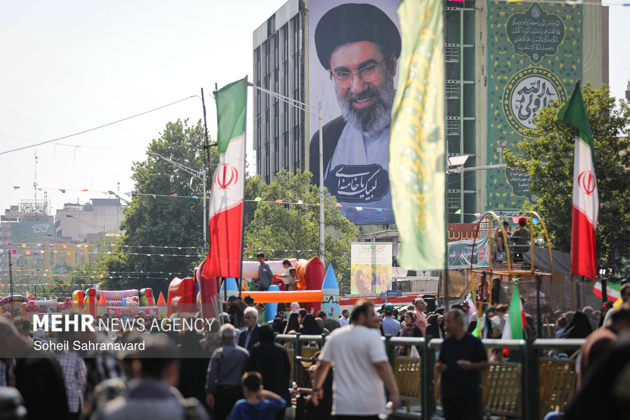 Massive Ghadir feast held in Tehran, other cities