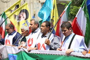 تجدید میثاق کفن پوشان ورامینی با امام شهید در میدان فلسطین تهران