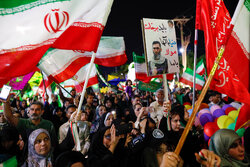 دفاع از جمهوری اسلامی در سایه اتحاد ملی و جهاد مردمی