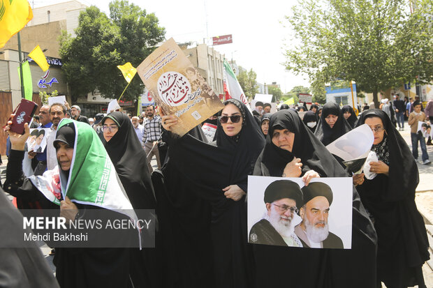 راهپیمایی گرامیداشت قیام ۱۵ خرداد در قم